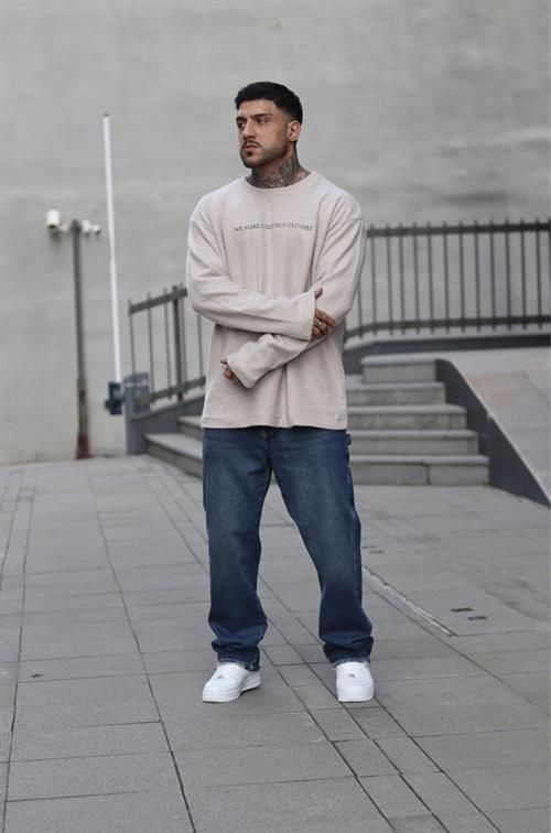 We make oversize sweatshirt