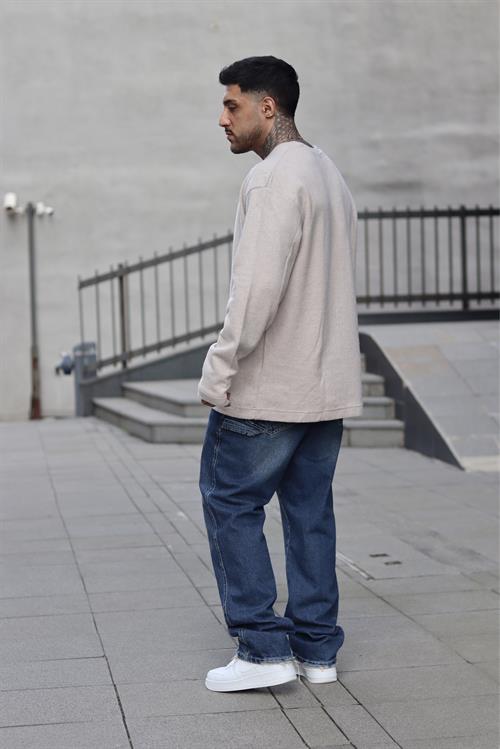 We make oversize sweatshirt