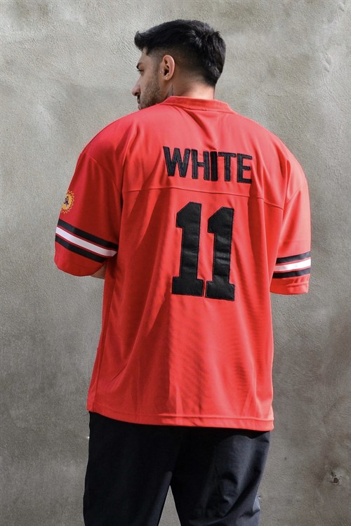 white eleven süper oversize kırımızı forma