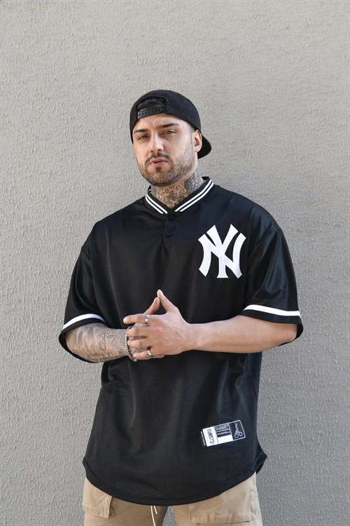 Yankees black oversize forma