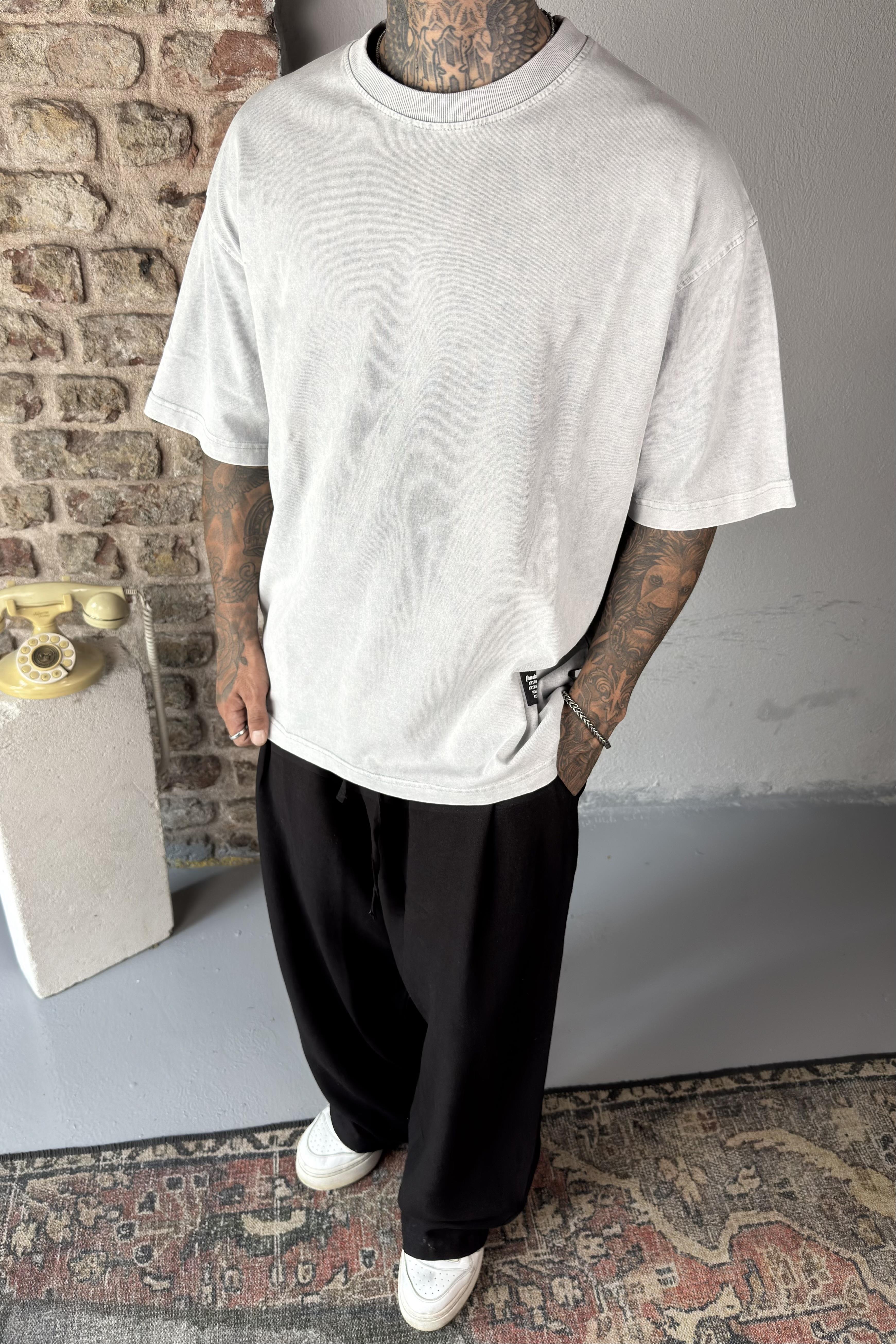 Acid wash oversize tshirt