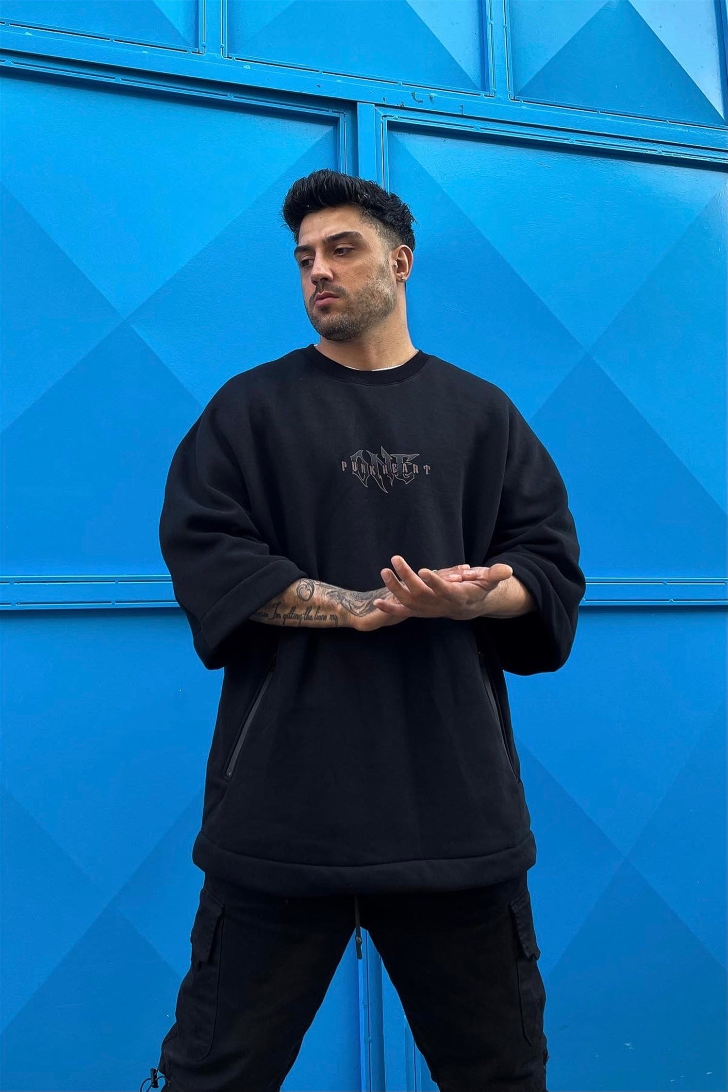 Black punk heart bat arm sweatshirt