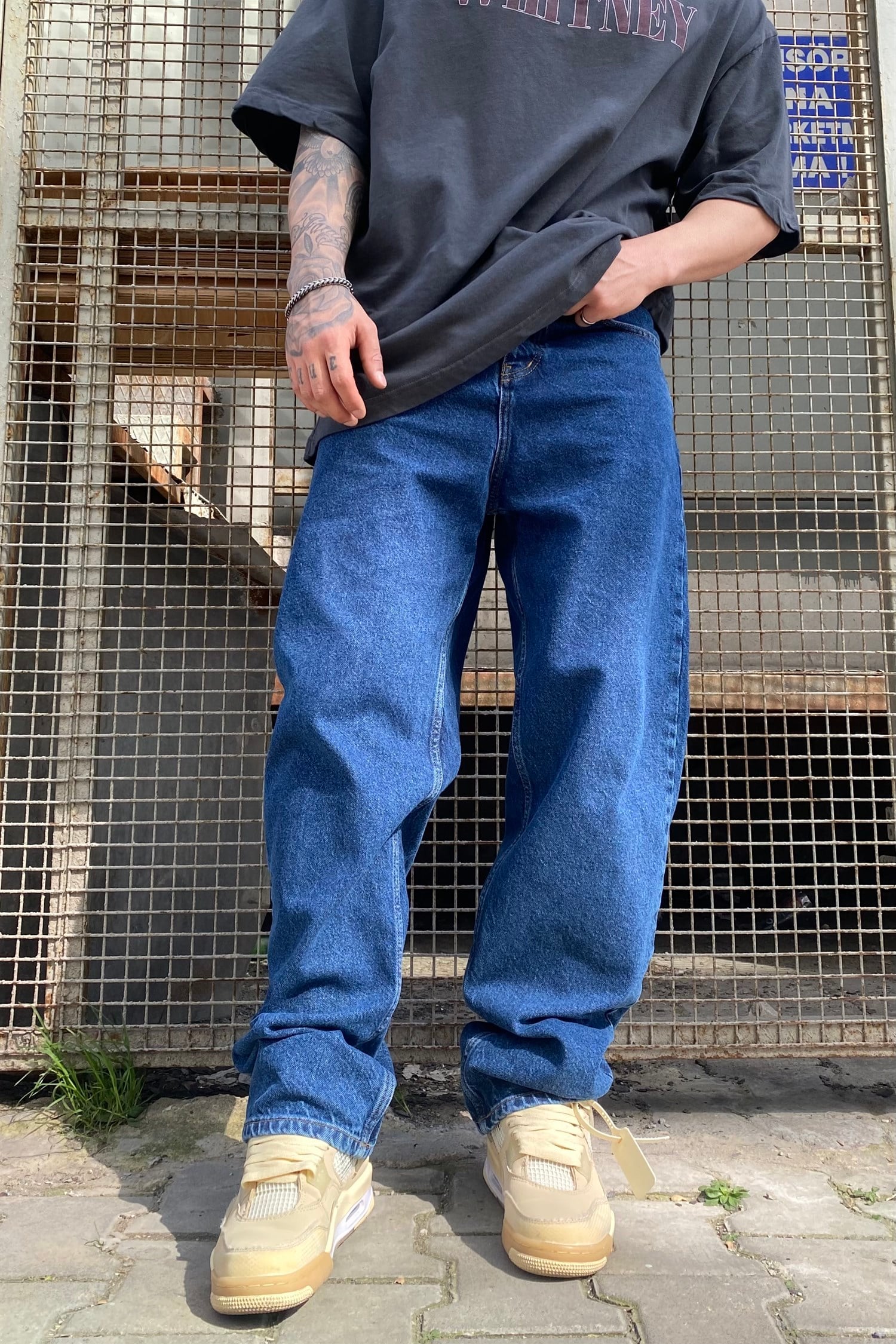 Dark blue baggy jean