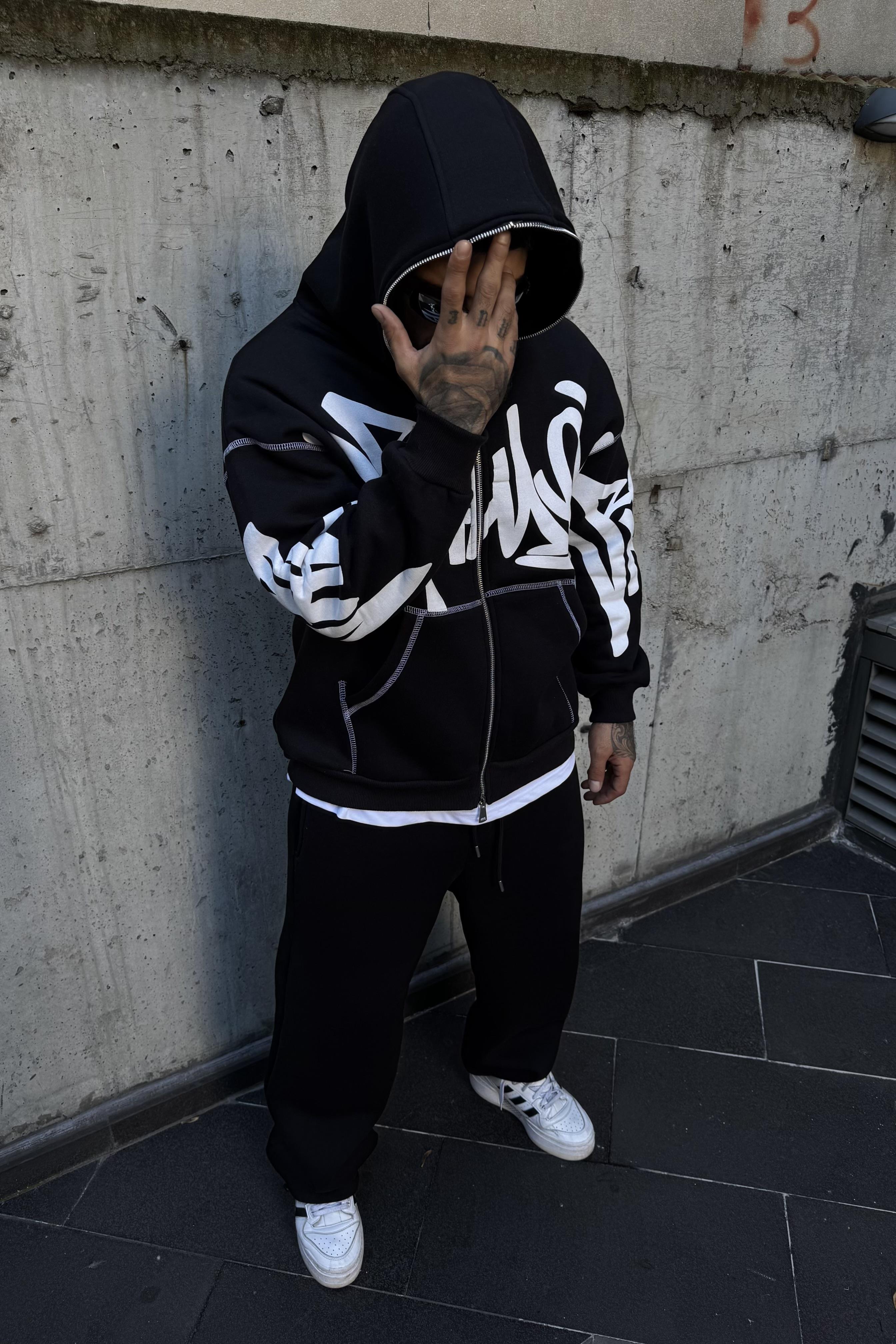 full zip hoodie
