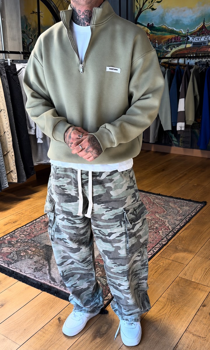 Green Oversize Zip Sweatshirt