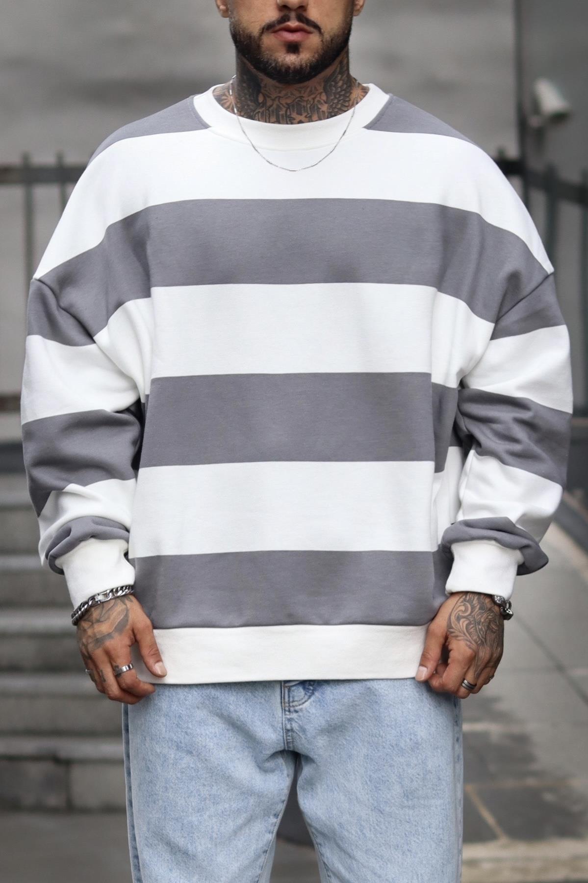 Kalın çizgili oversize sweatshirt