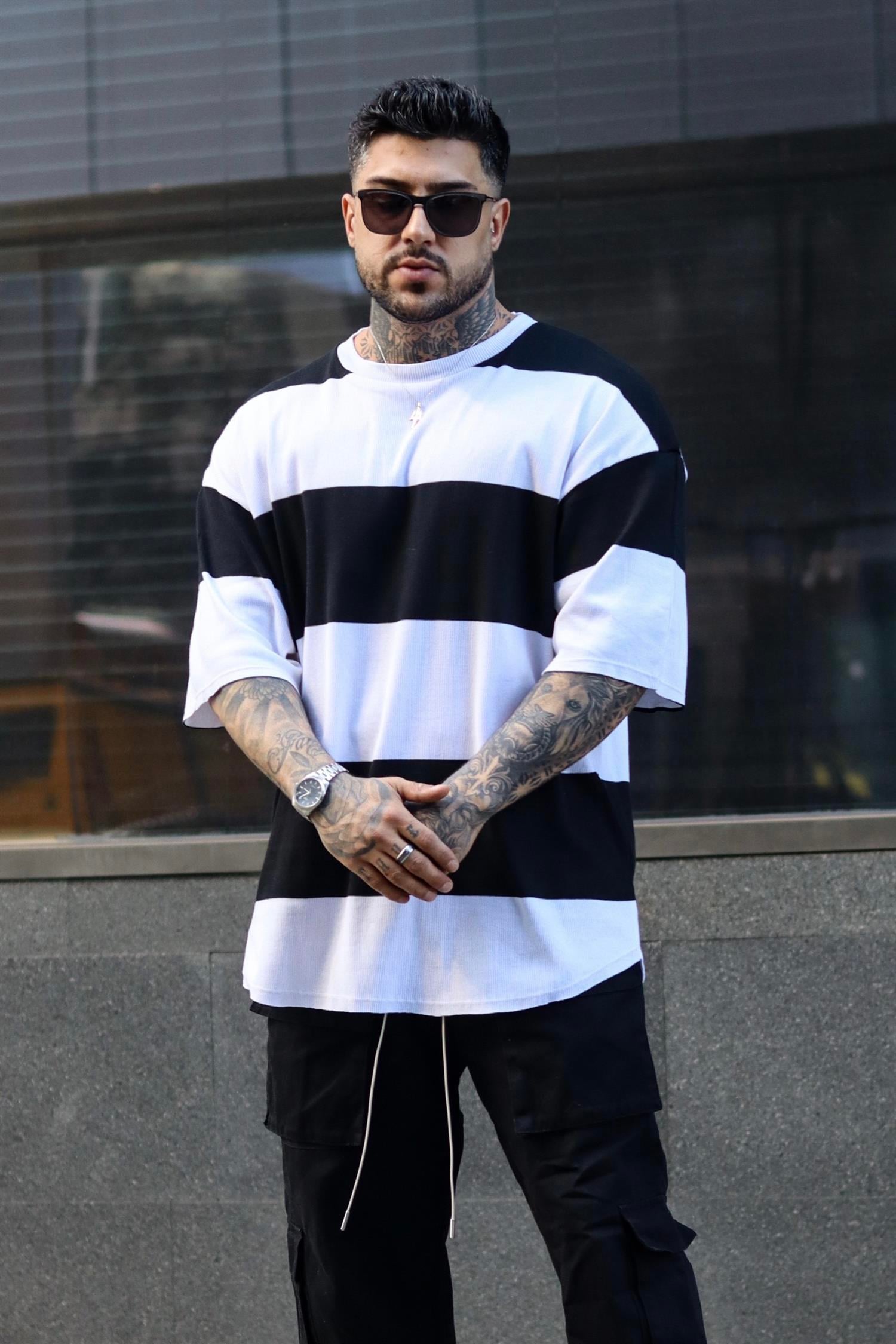 Kalın çizgili tshirt