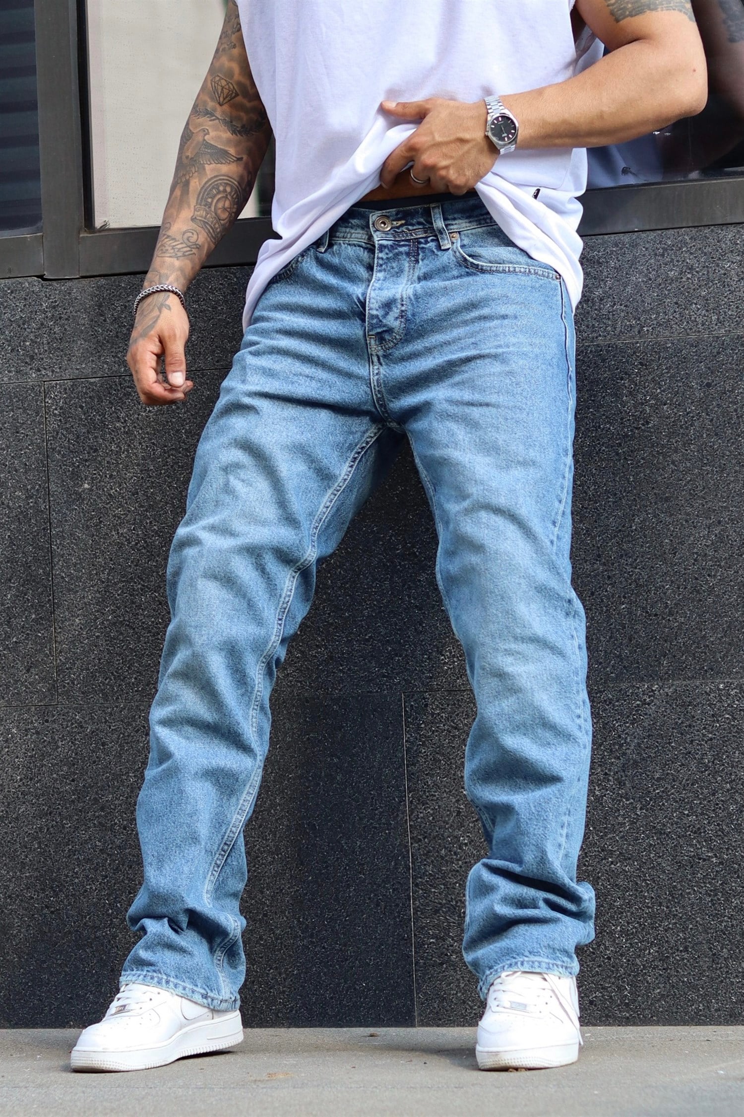 Mavi eskitme boru paça pantolon