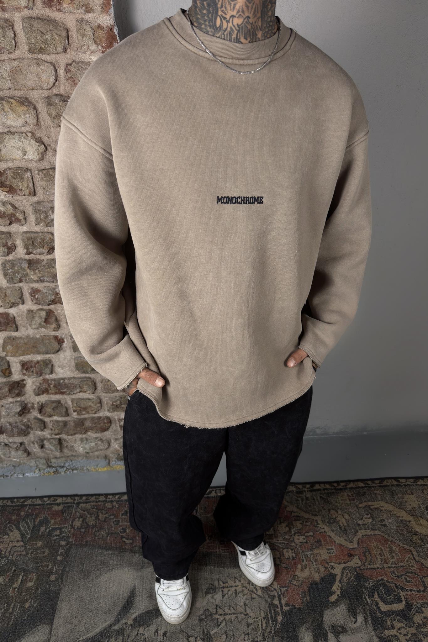 Monochrome Oversize Sweatshirt