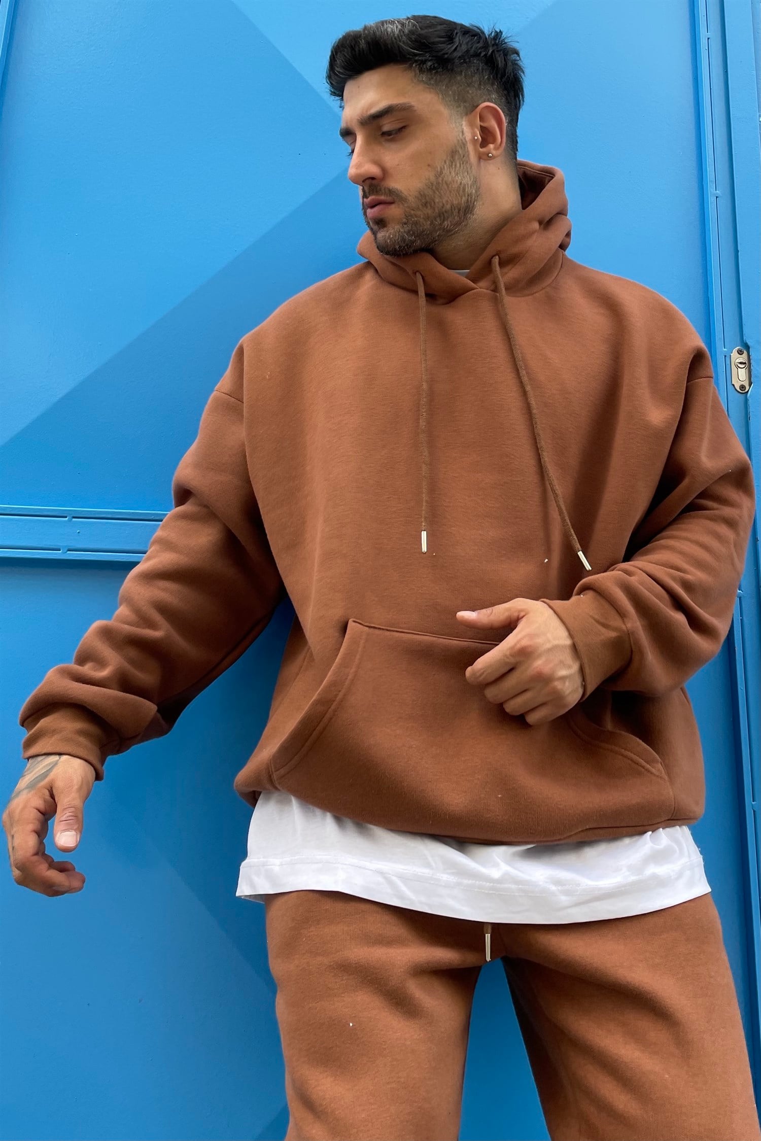 Oversize basic brown sweatshirt