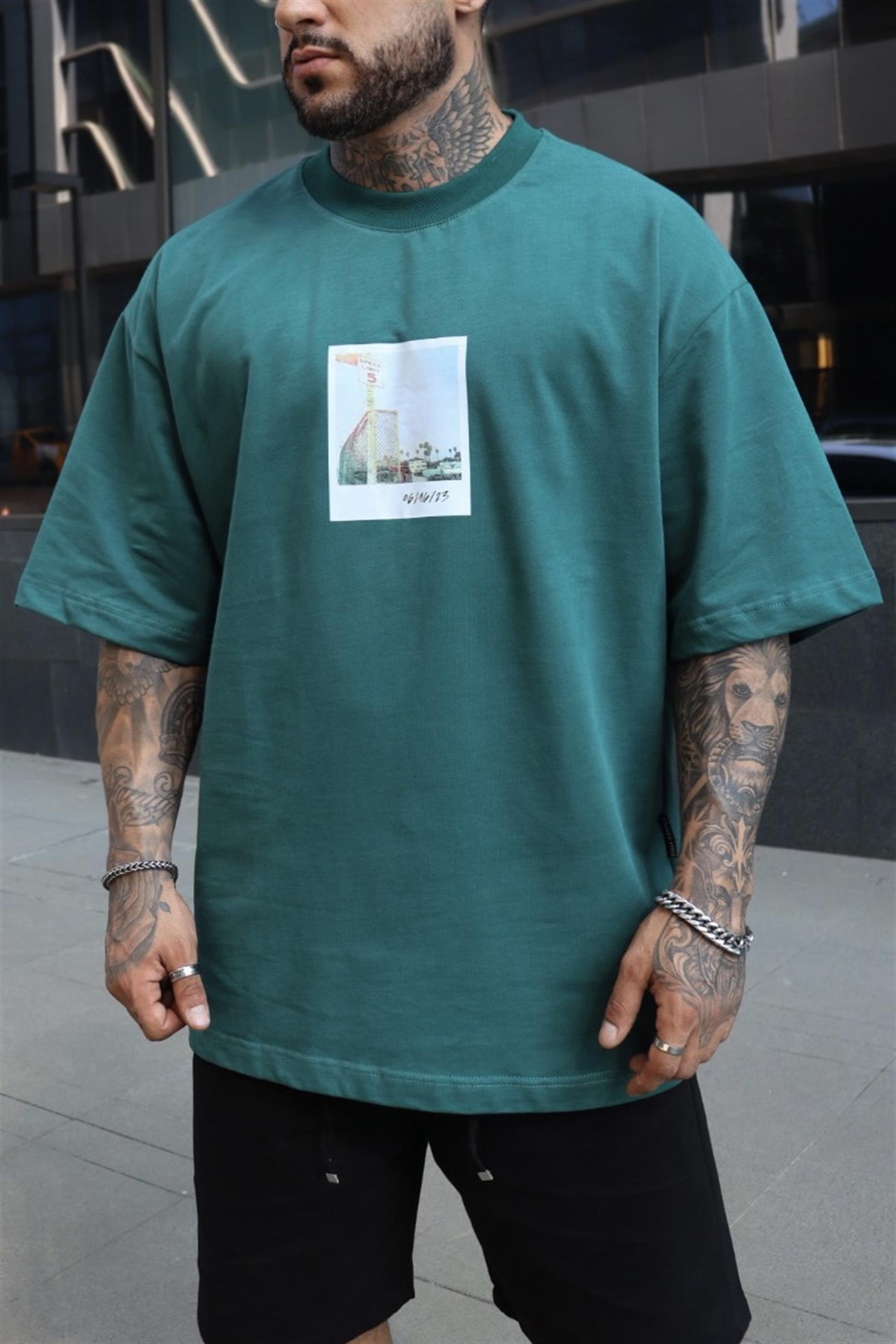 Oversize baskı detaylı tshirt
