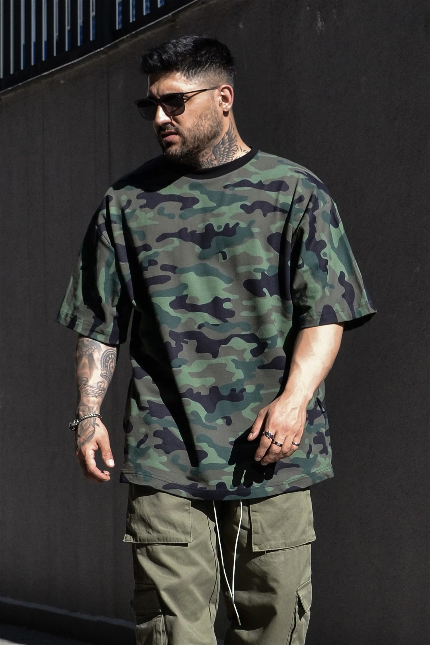 Oversize kamuflaj t-shirt