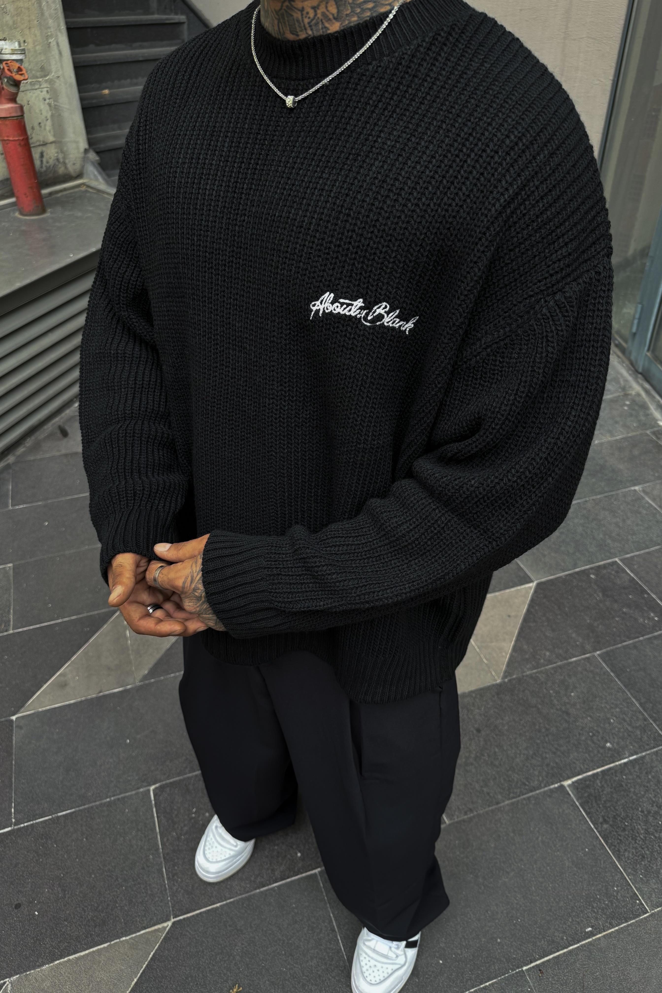 Siyah örme oversize kazak