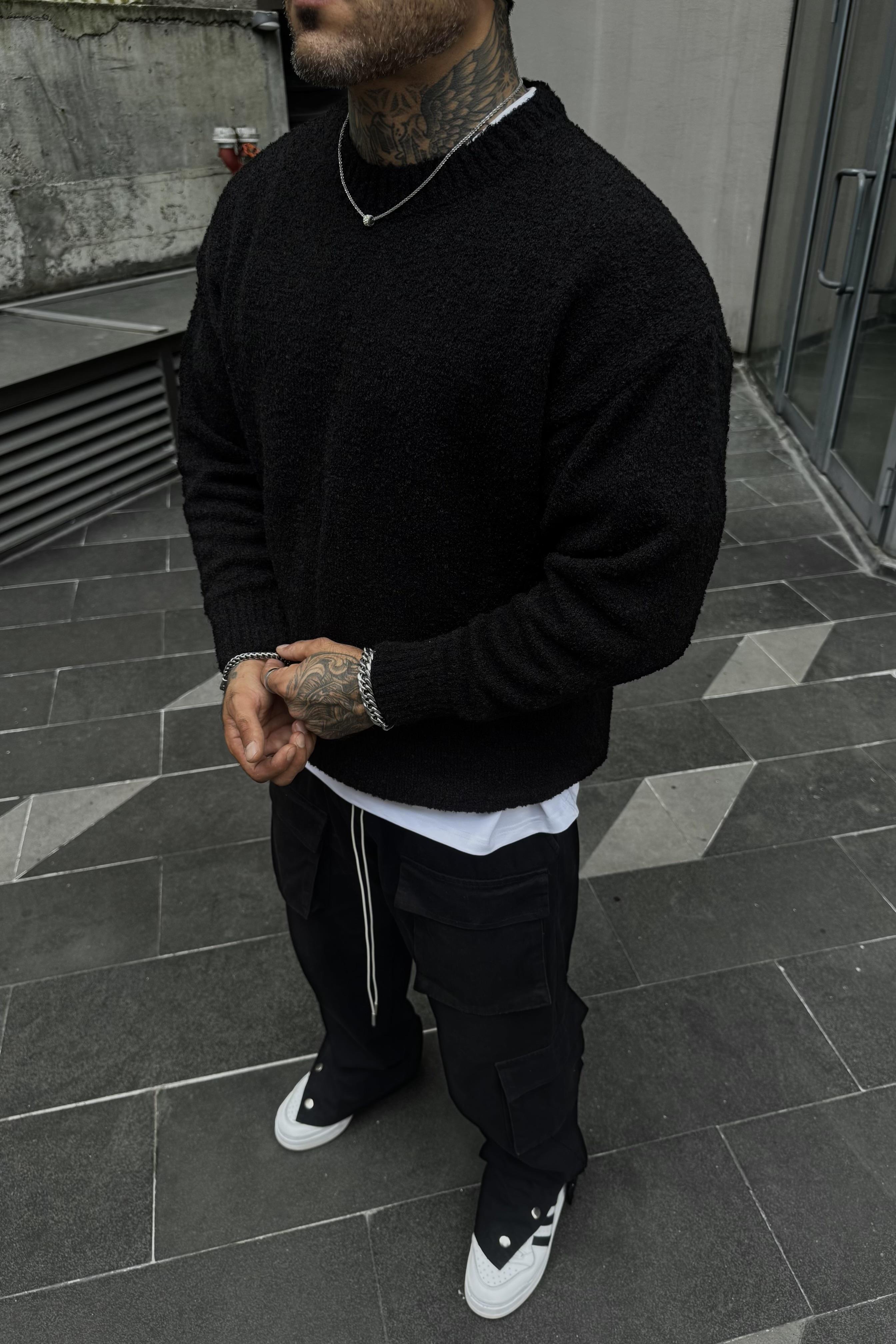 Siyah oversize kesim kazak