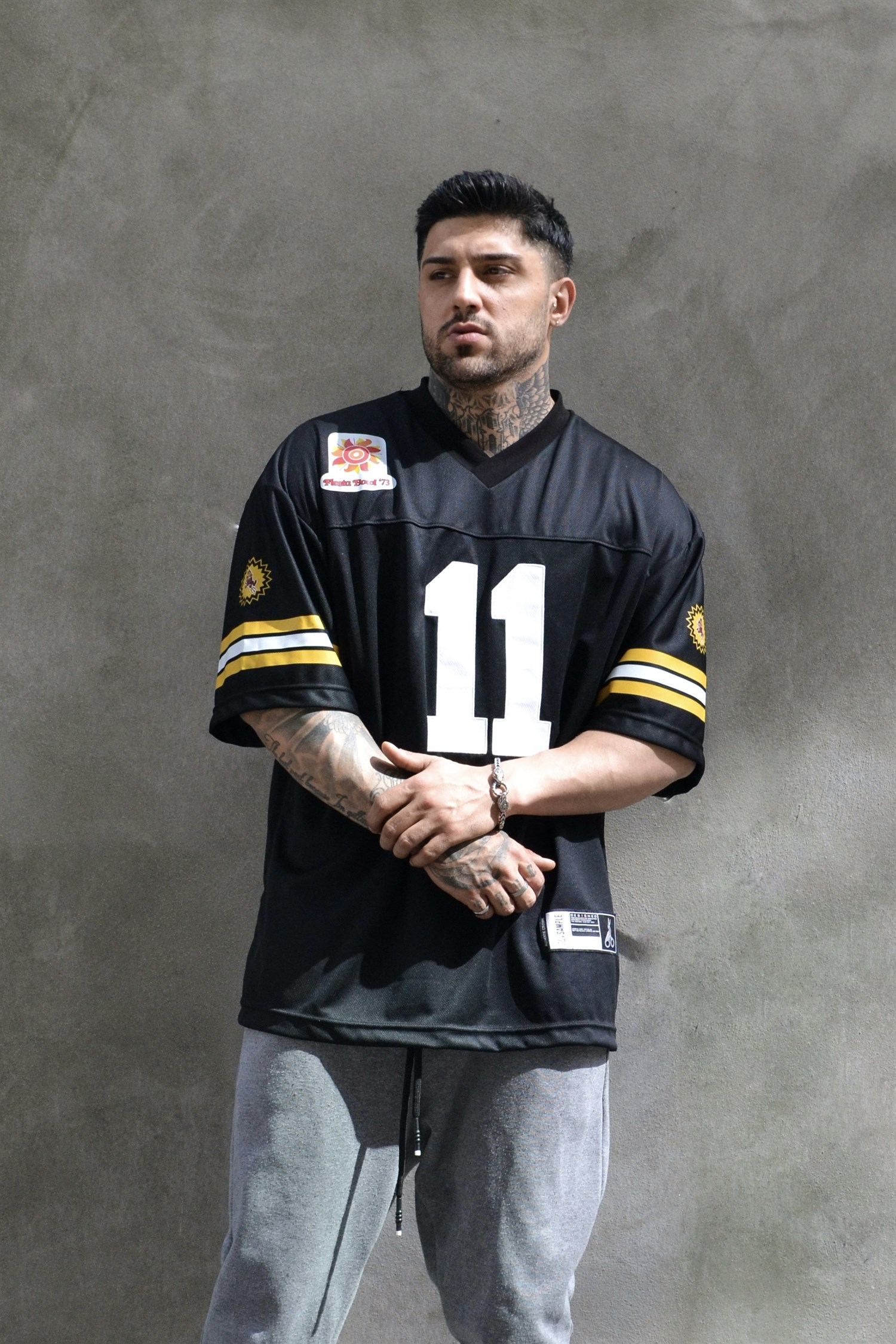 white eleven süper oversize siyah forma