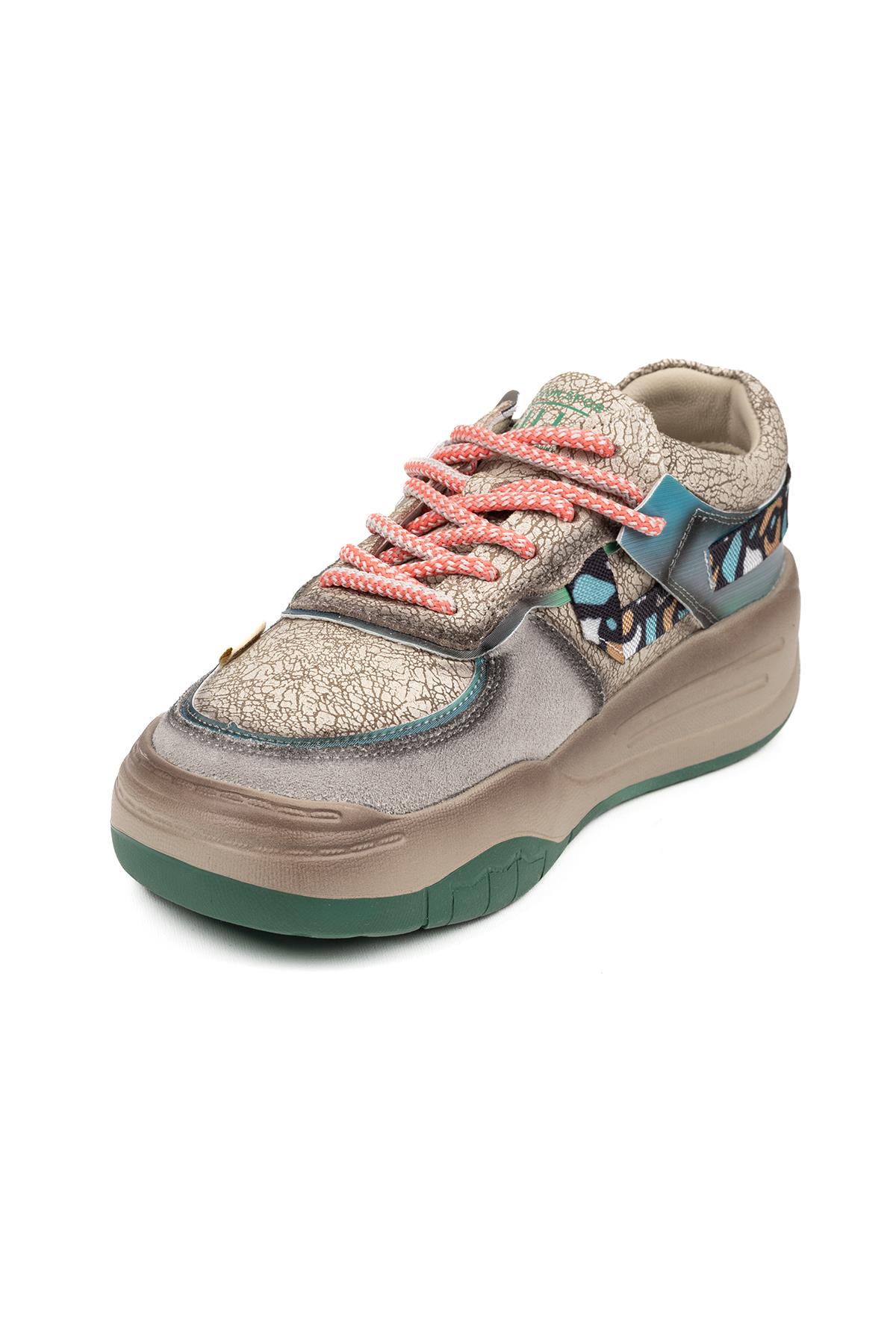 Kadın İthal Sneaker Bej Yeşil Desenli Pembe Bağcık Detaylı Kalın Taban Günlük Ayakkabı