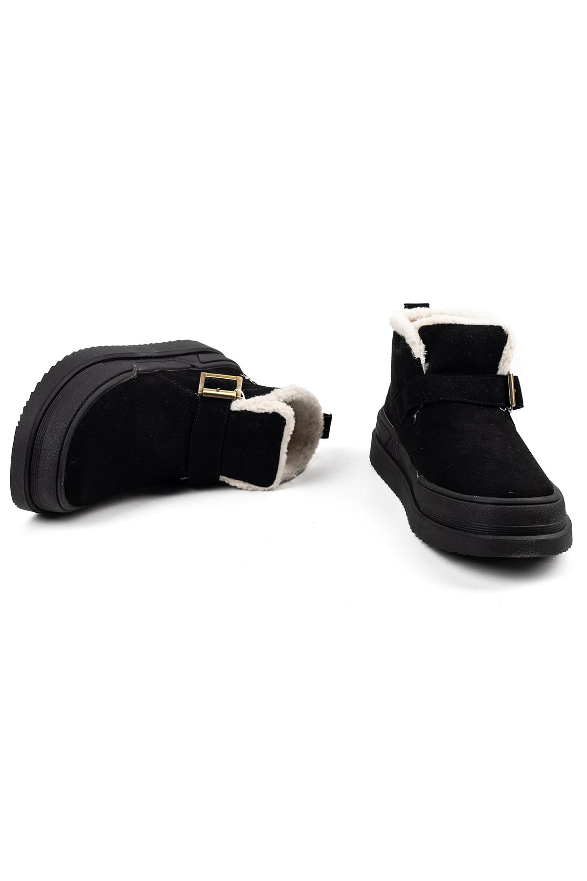 Benetton Kürk Astarlı Siyah Rengi Tokalı Yüksek Taban Bot