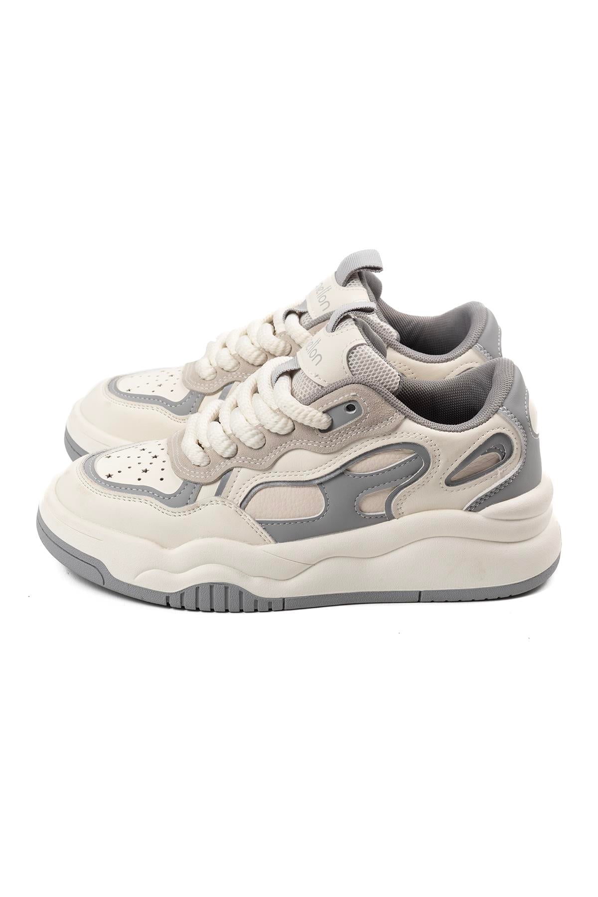 Benetton Kadın Beyaz Gri Detaylı Kalın Bağcıklı Kalın Taban Spor Sneaker Ayakkabı