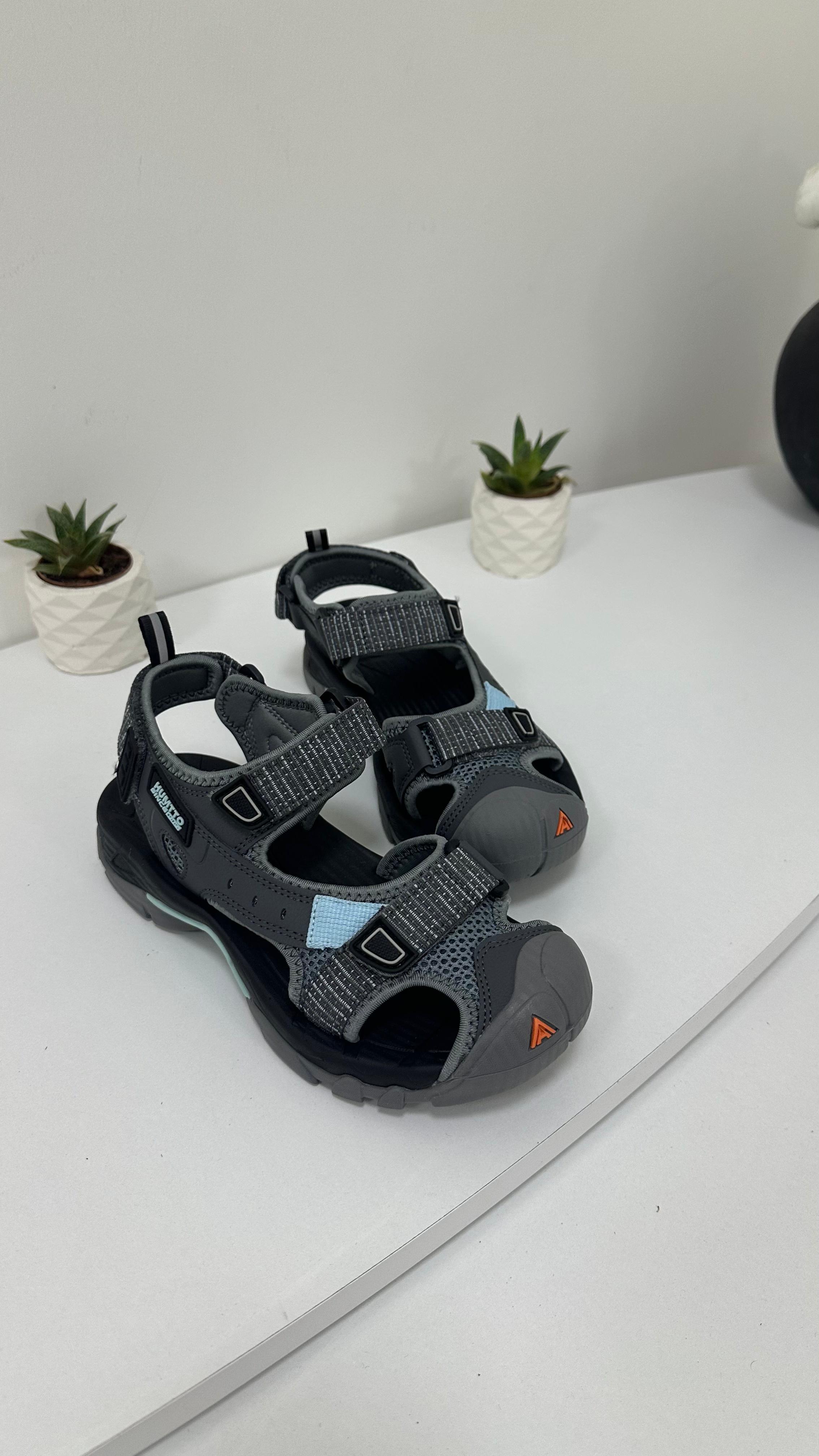 Kadın Outdoor Spor Trekking Sandalet | Gri