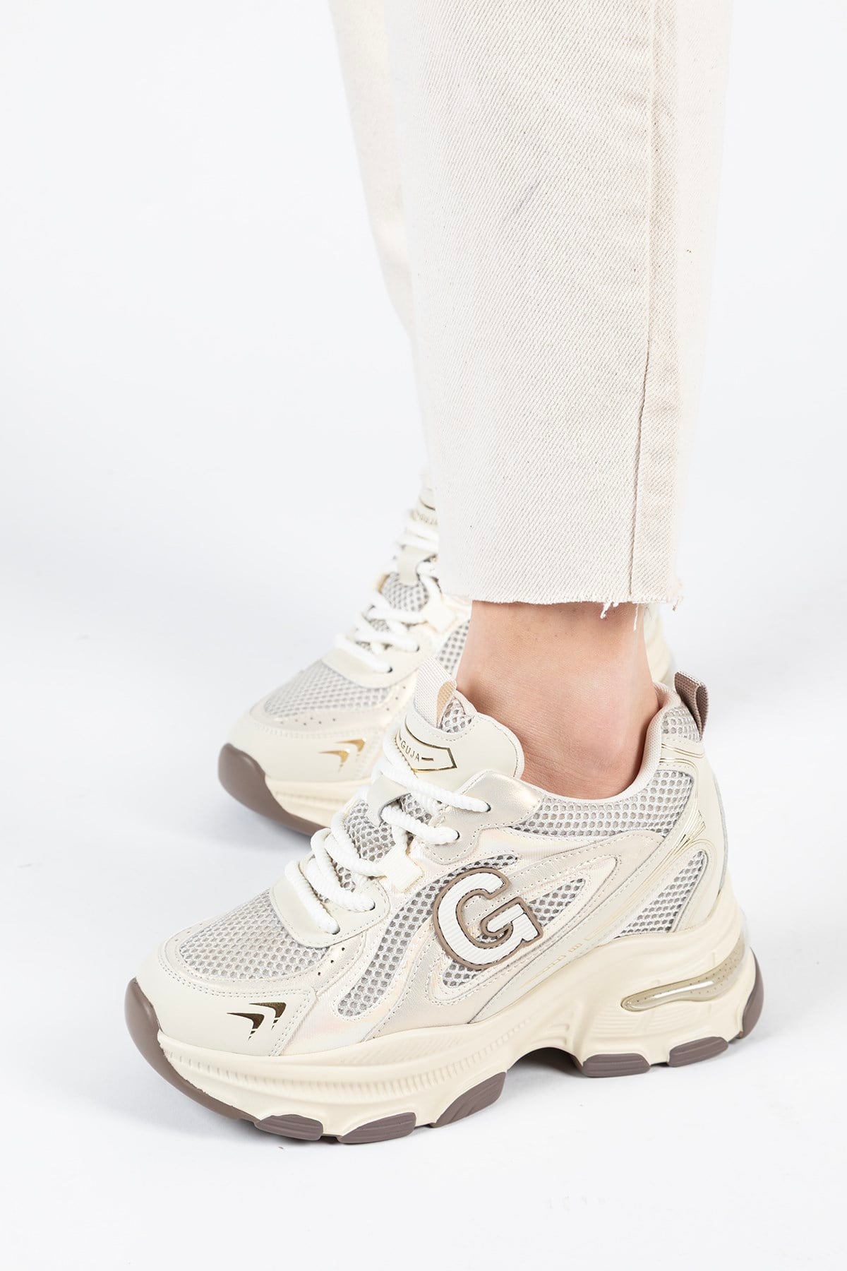 Kadın İthal Sneaker Bej Kalın Tabanlı Günlük Spor Ayakkabı