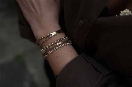 Arya Bileklik