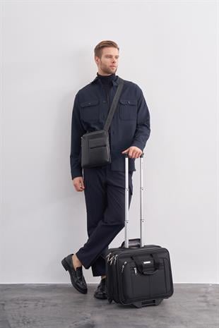 Erkek Siyah Deri Cep Detaylı Omuz Çantası