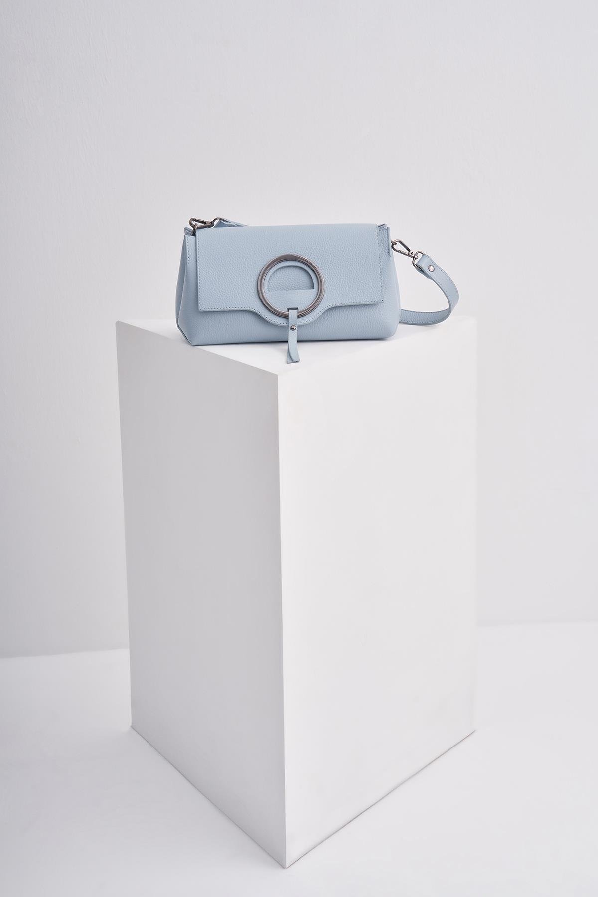 Metal Detaylı Mavi Kadın Omuz Çantası