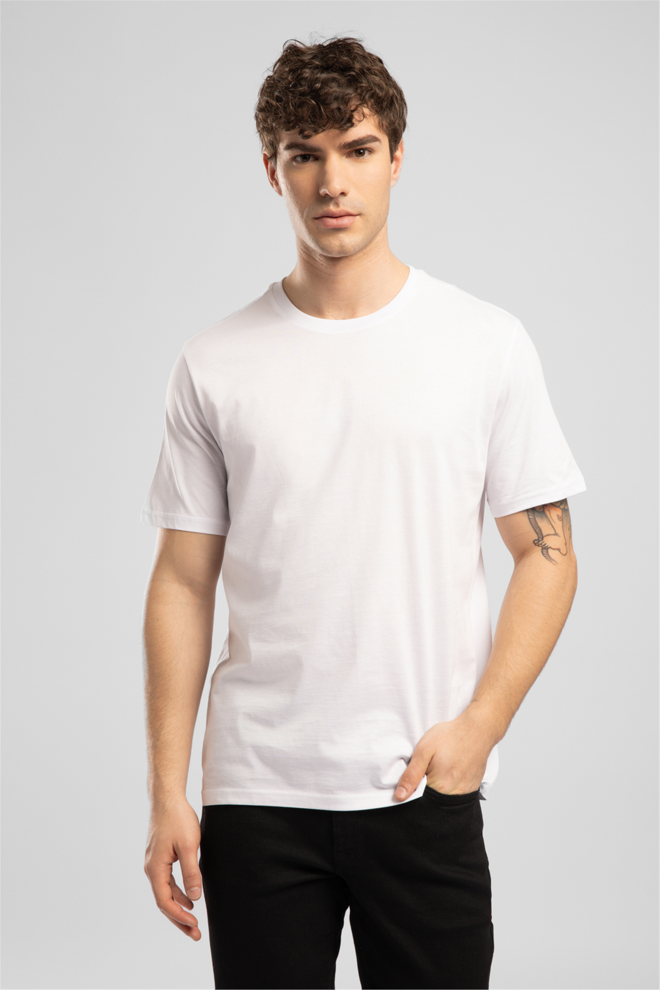 Baselo Erkek Regular Fit %100 Pamuk Basic Bisiklet Yaka T-Shirt Beyaz