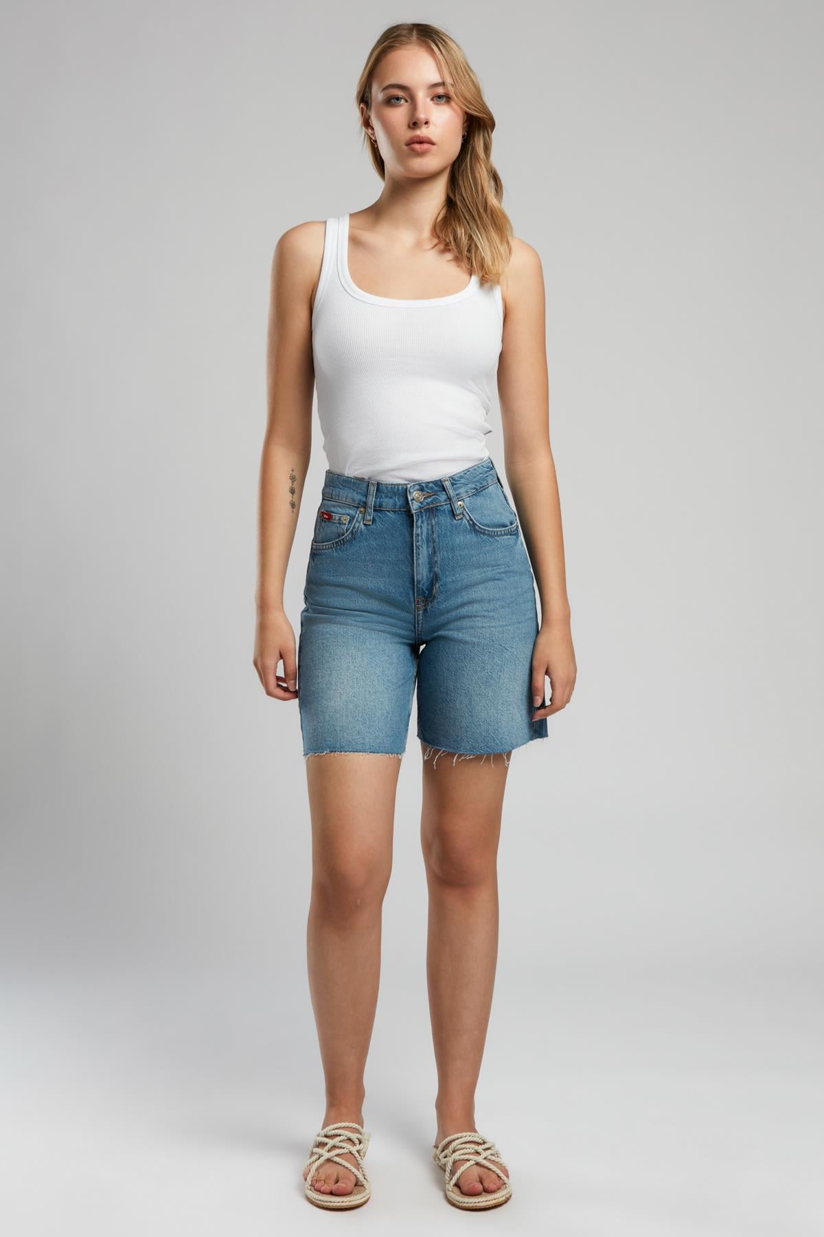 Bund 2 Kadın %100 Pamuk Jean Şort Denim