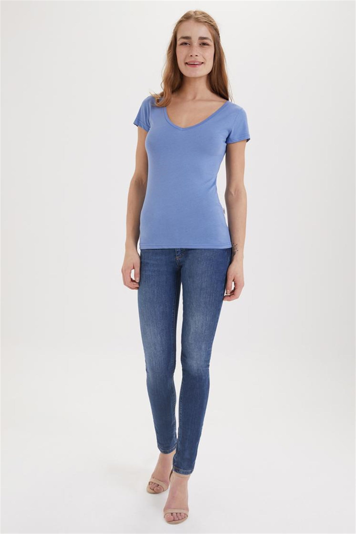 CINDY KADIN V YAKA T-SHIRT