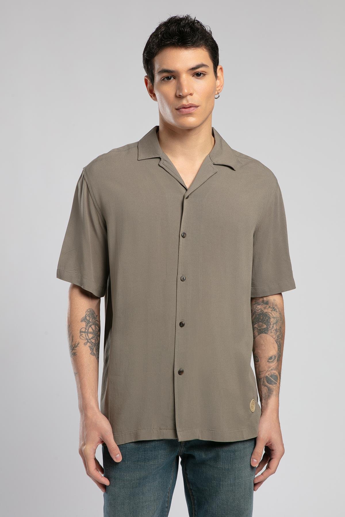 Faylin Erkek Kısa Kol Dokuma Gömlek