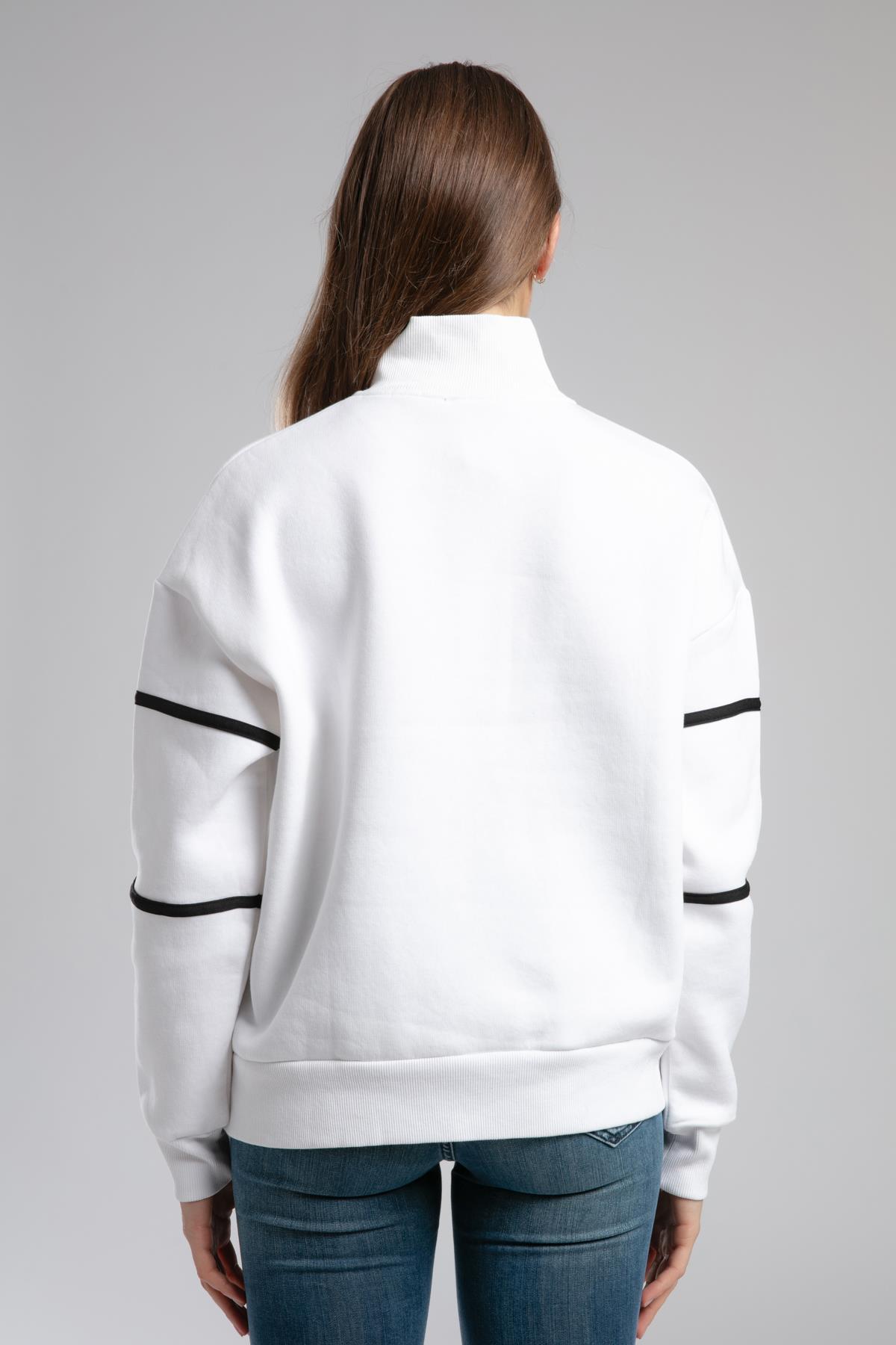 Grace Kadın Dik Yaka Sweatshirt Beyaz