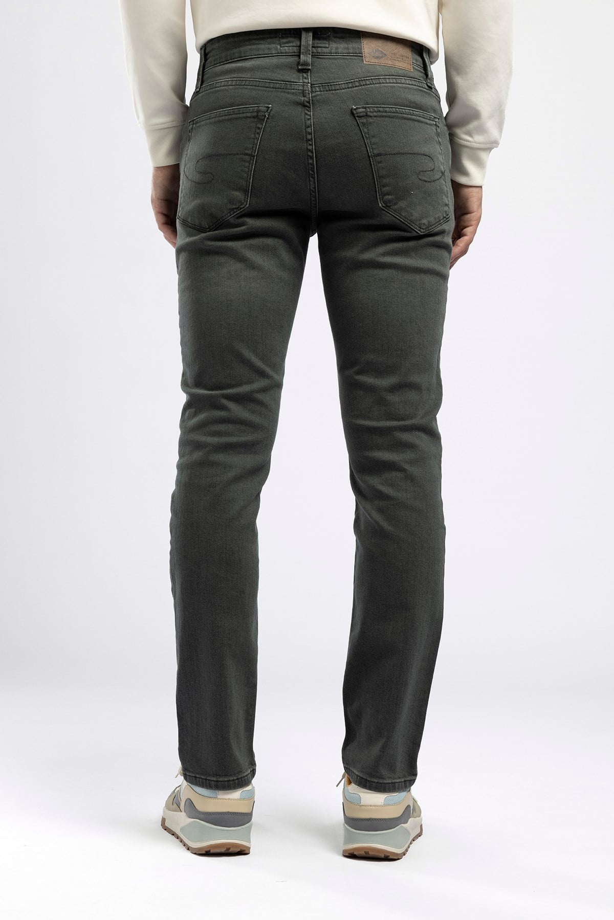 Jagger Erkek Slim Straight Normal Bel Dar Kesim Jean Gri
