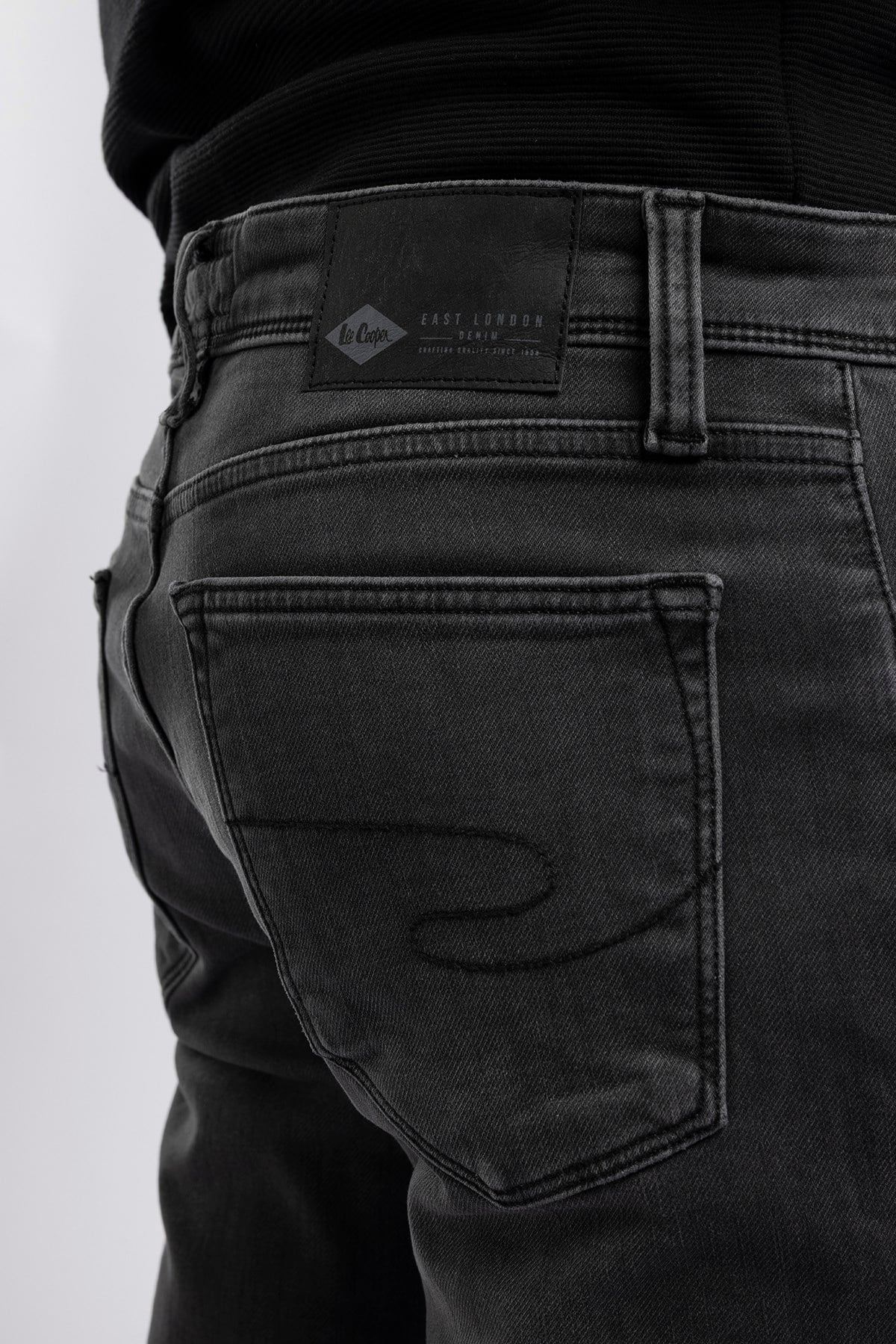 Jagger Erkek Slim Straight Tam Kalıp Jean Gri