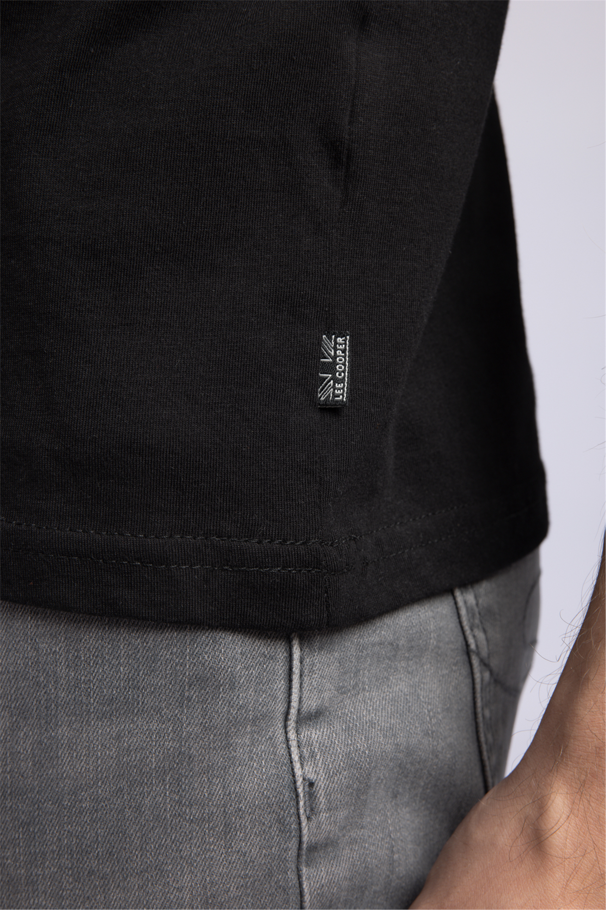 JONAT Erkek Regular Fit %100 Pamuk Basic V Yaka T-Shirt Siyah