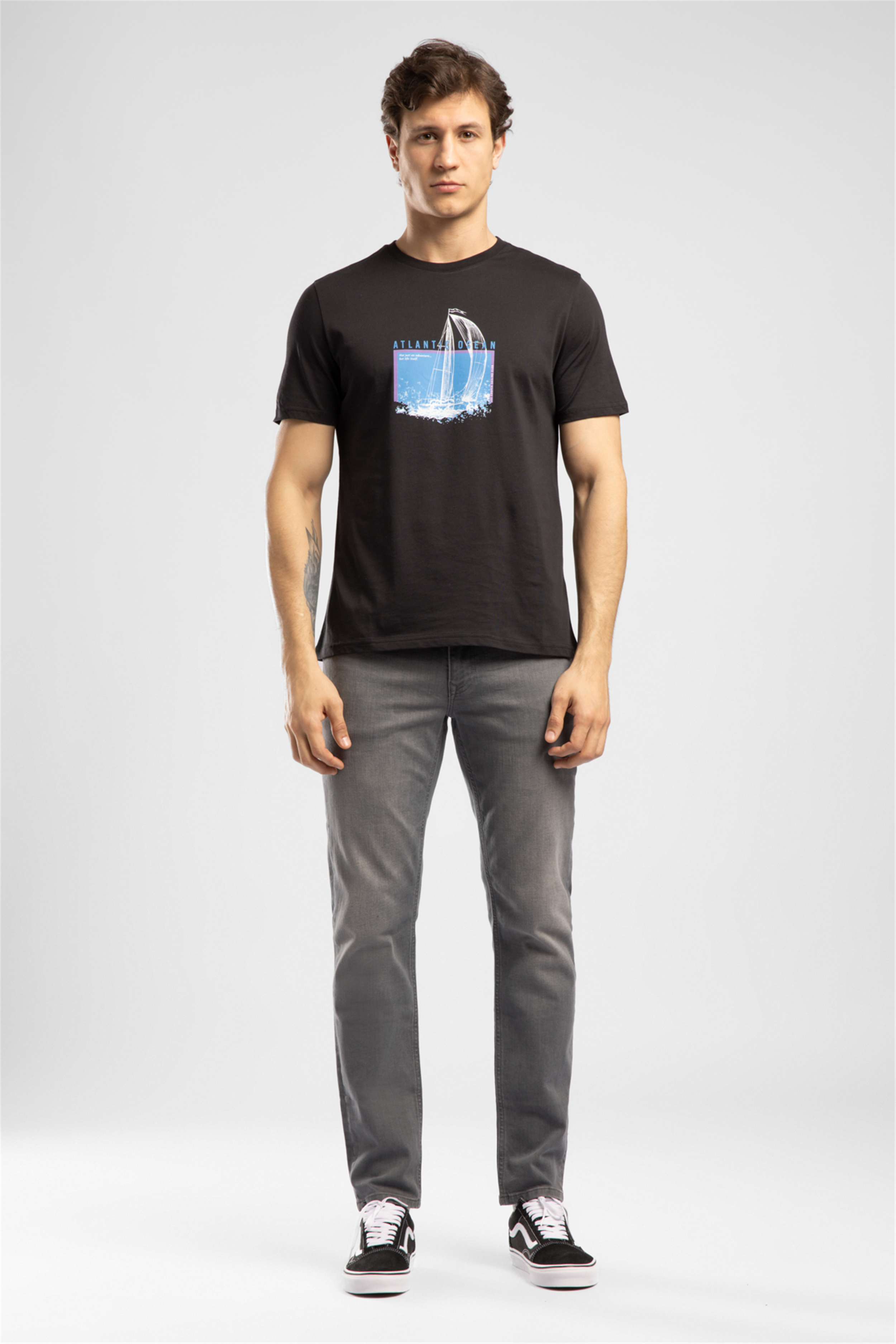 RIVER ERKEK O YAKA T-SHIRT