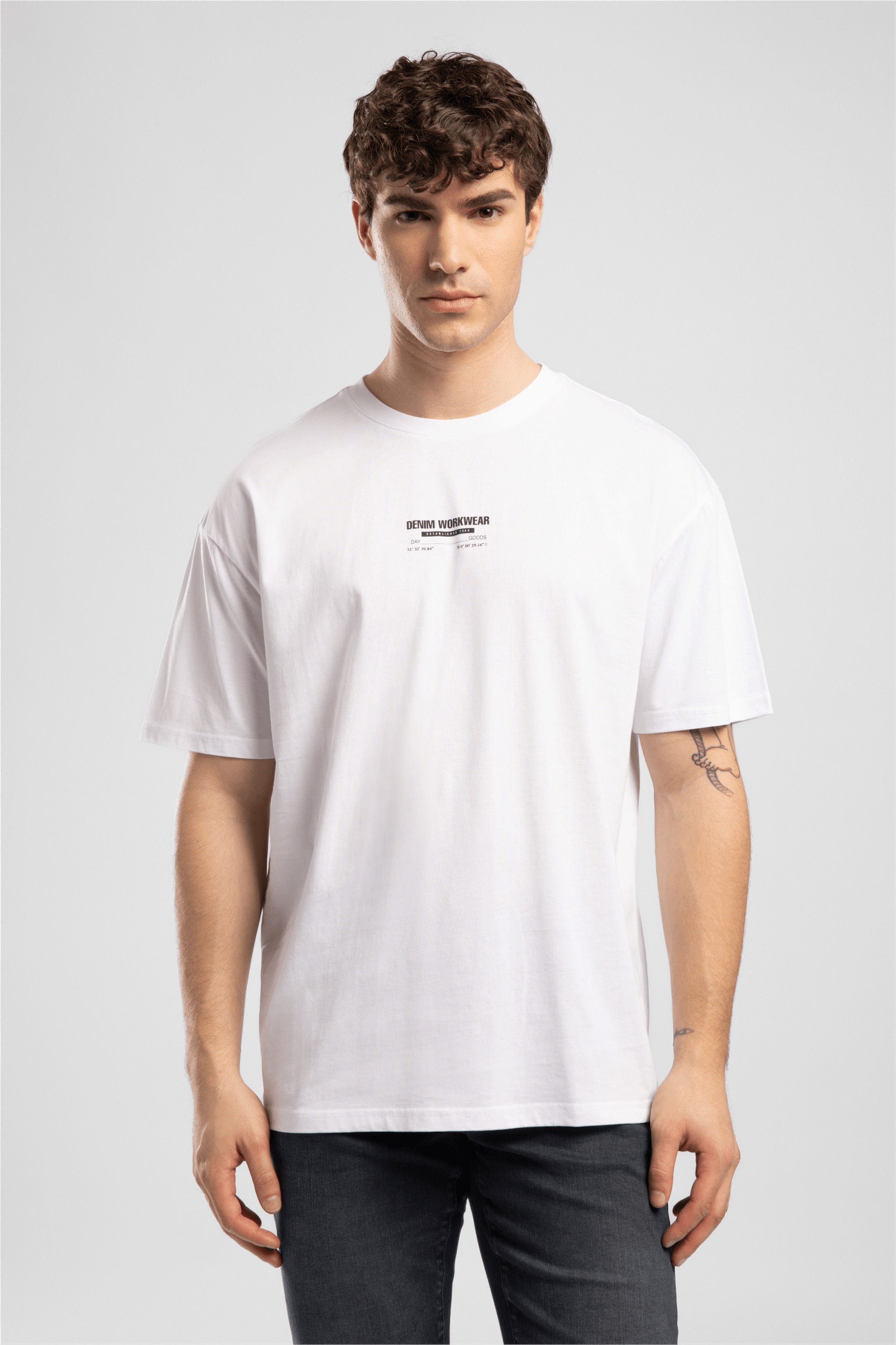 WILDER Erkek Regular Fit %100 Pamuk Baskılı Bisiklet Yaka T-Shirt Beyaz