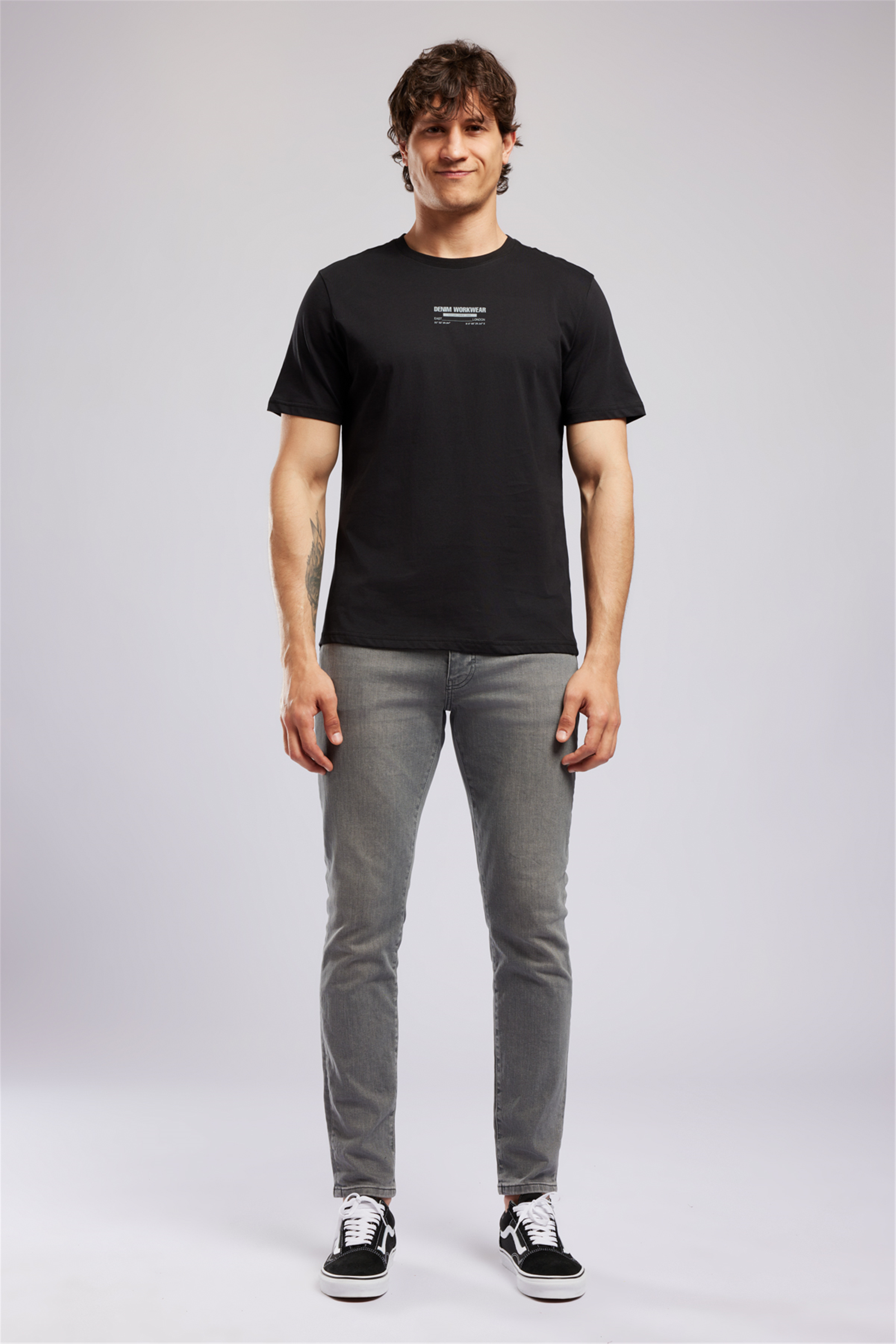 WILDER Erkek Regular Fit %100 Pamuk Baskılı Bisiklet Yaka T-Shirt Siyah