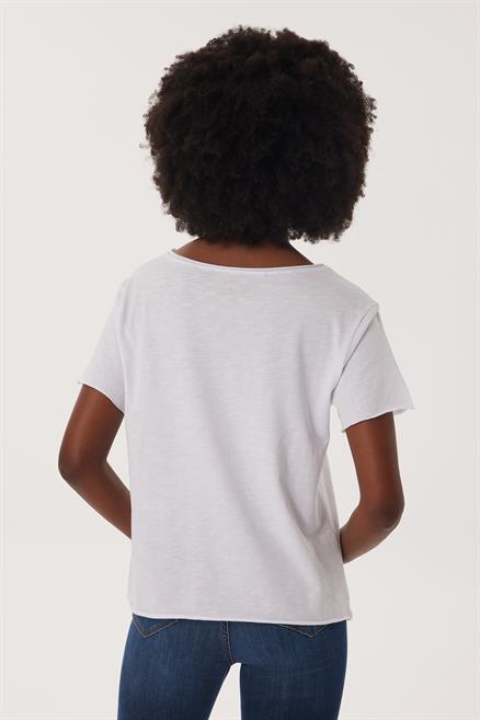 Carmen Kadın %100 Pamuk O Yaka T-Shirt Beyaz