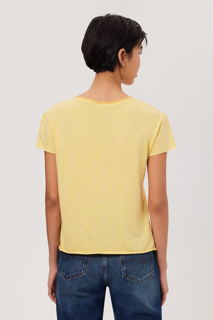 Carmen Kadın %100 Pamuk O Yaka T-Shirt Sarı