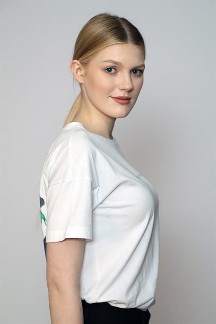 Karen Kadın %100 Pamuk O Yaka T-Shirt Beyaz