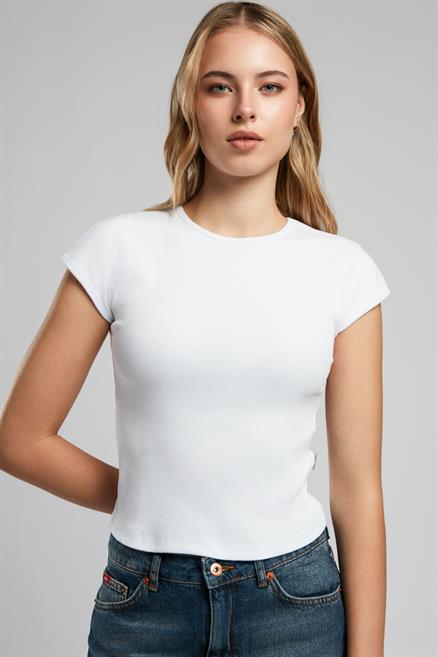 Rosa Kadın O Yaka T-Shirt Beyaz