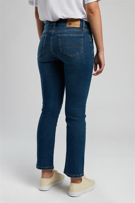 Susie Yüksek Bel Normal Kesim Düz Paça Mavi Kadın Jean Pantolon