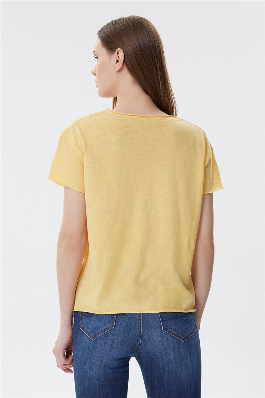 Carmel Kadın %100 Pamuk Kesikli Bisiklet Yaka T-Shirt Koyu Sarı