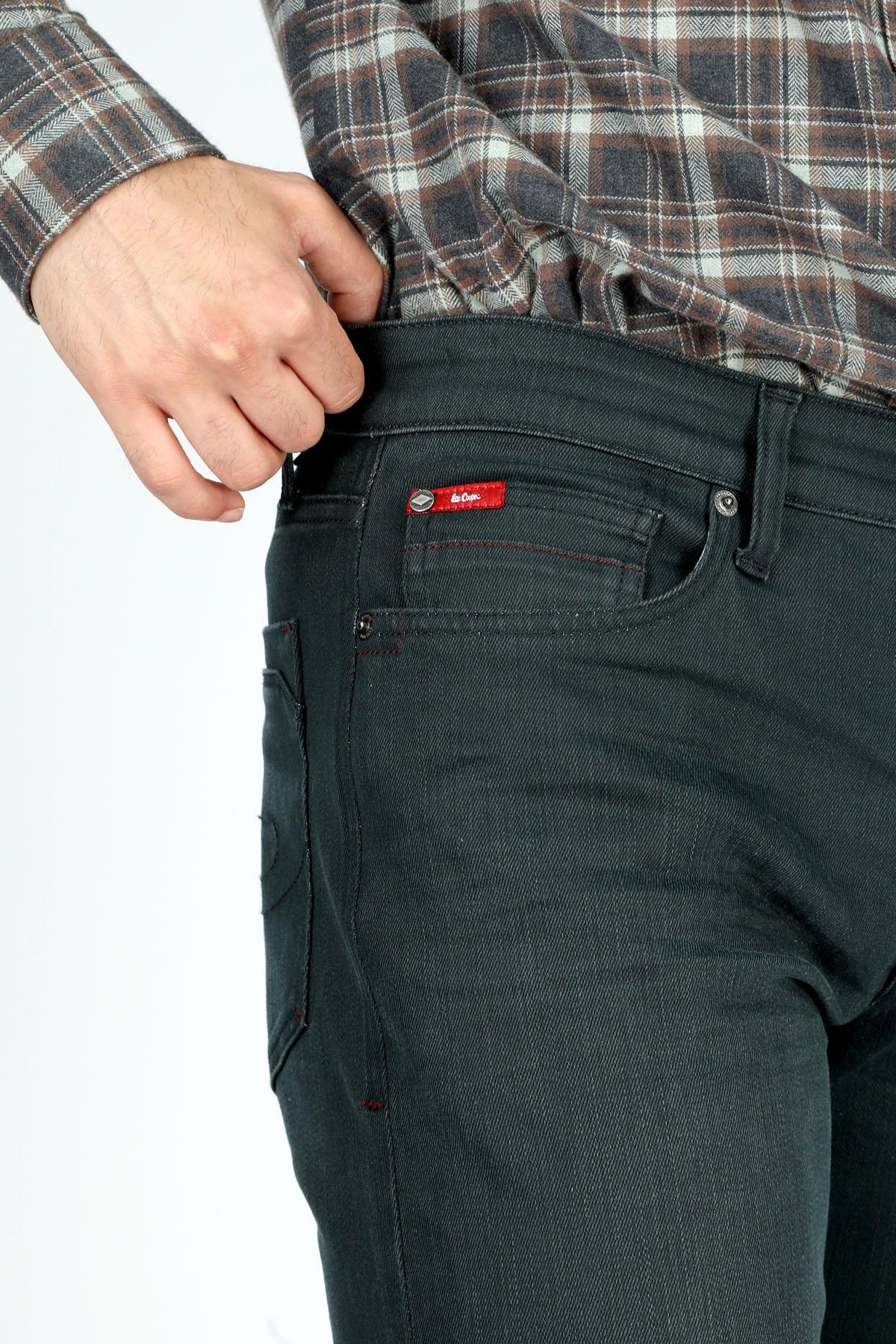 Jagger Normal Bel Dar Kesim Düz Paça Hapson Raw Green Erkek Jean Pantolon
