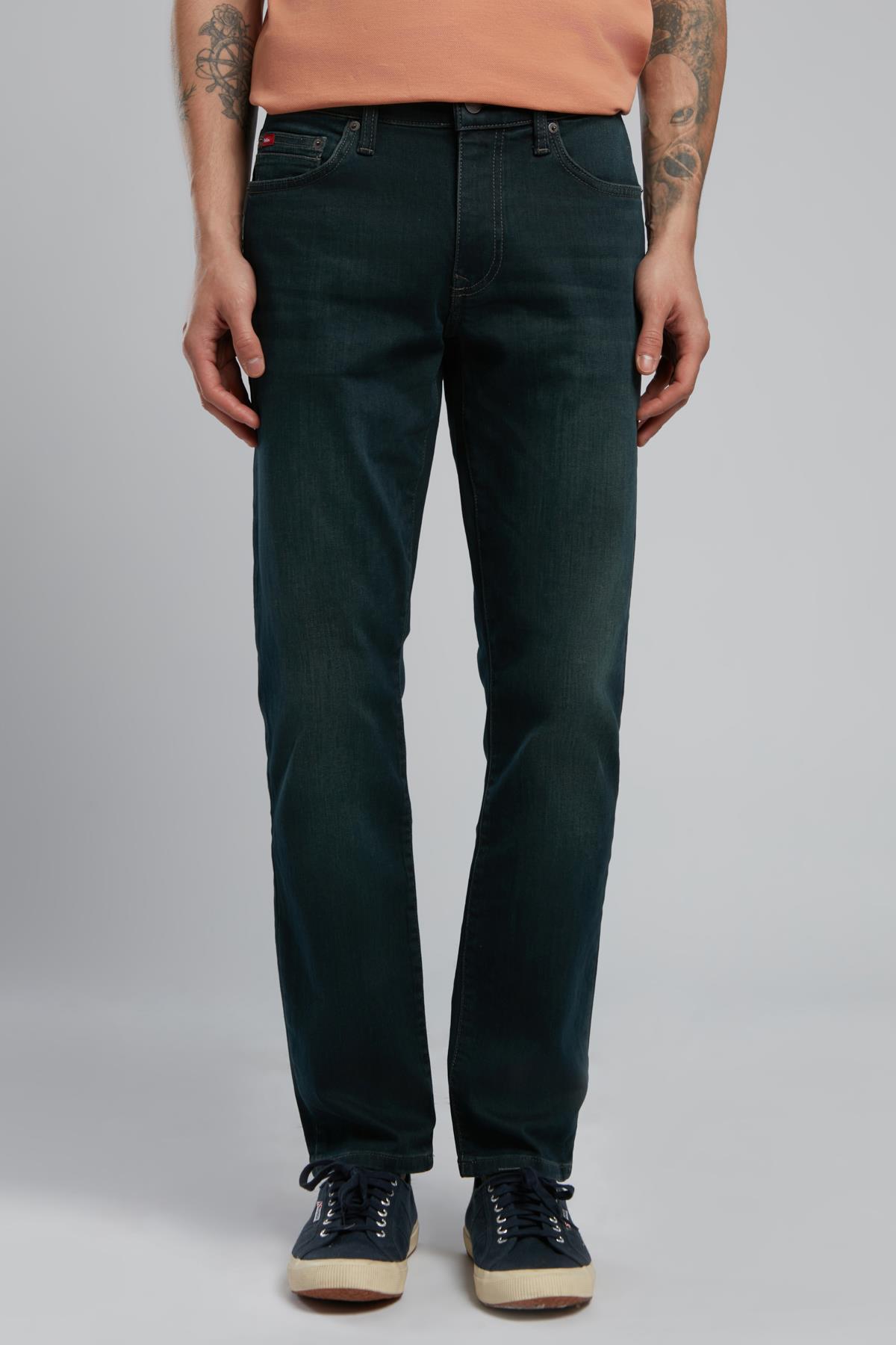 Jagger Normal Bel Dar Kesim Düz Paça Mavi Erkek Jean Pantolon