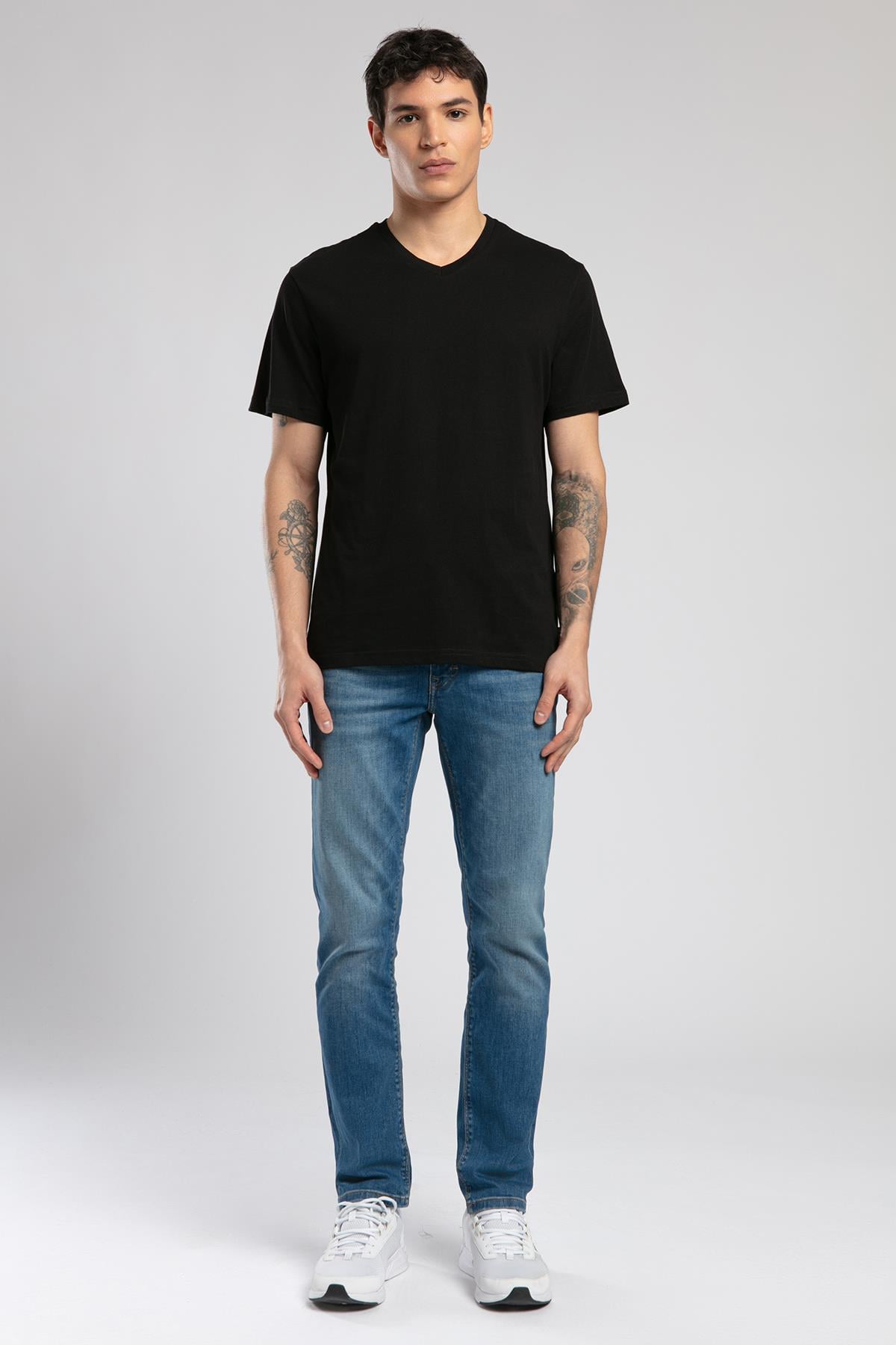 Jonat Erkek V Yaka T-Shirt