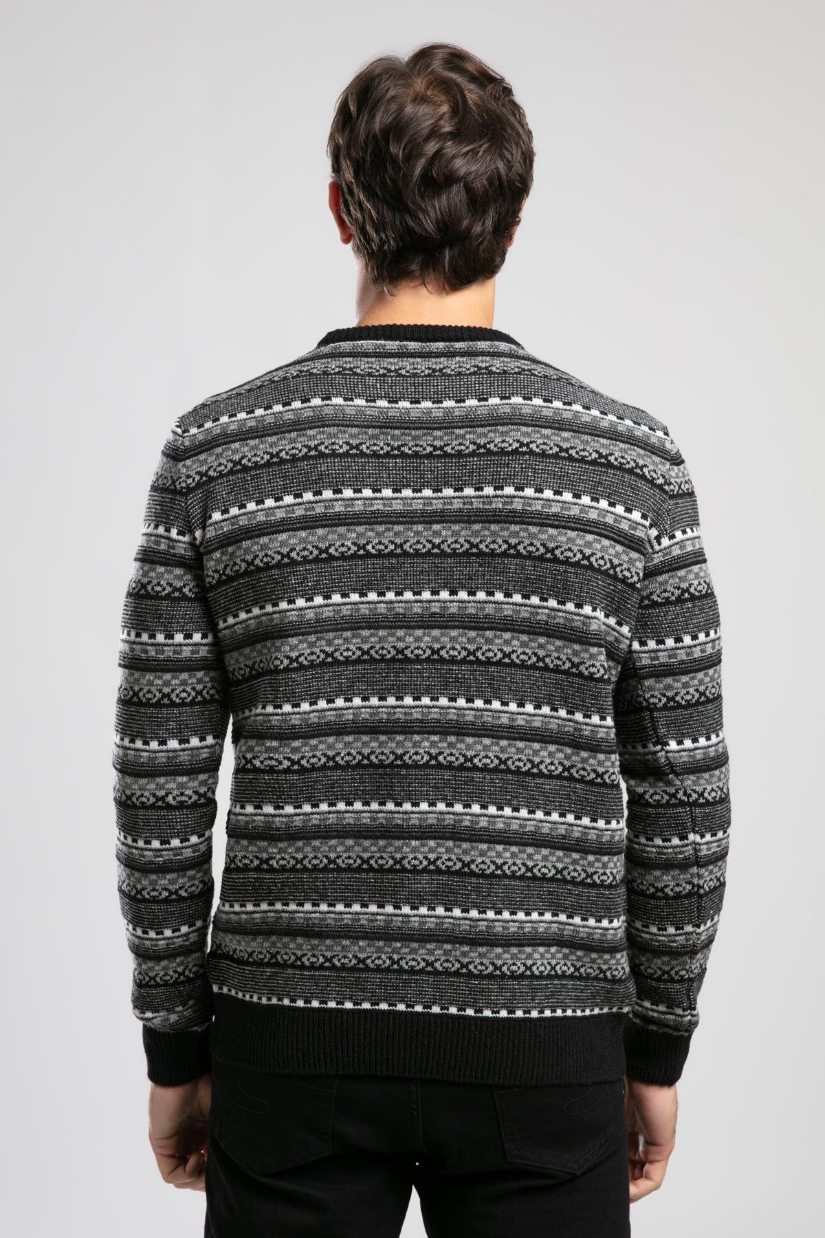 MIGUEL ERKEK O YAKA KAZAK