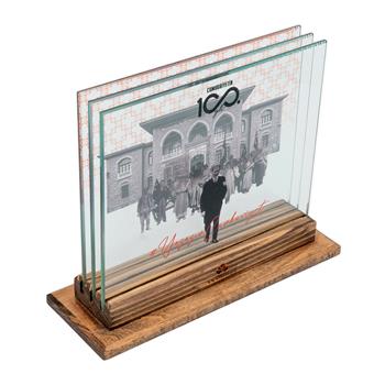 100. Yıl Anısına Kırmızı Fonlu 3 Boyutlu Dekoratif Cam Obje