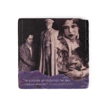 Her Şey Kadınların Eseridir Ayaklı Pano